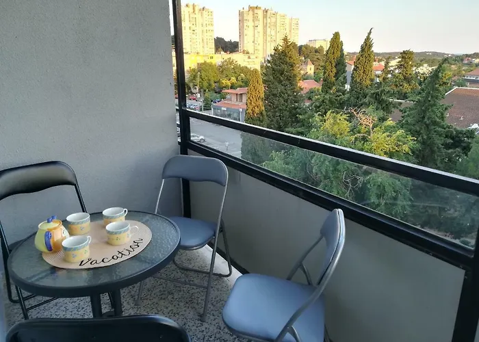 Tonika Pula
