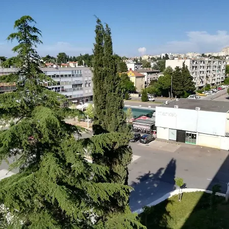 Appartement Tonika *